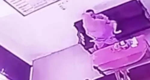 Video Kepala Sekolah dan Guru Pekalongan Terekam CCTV